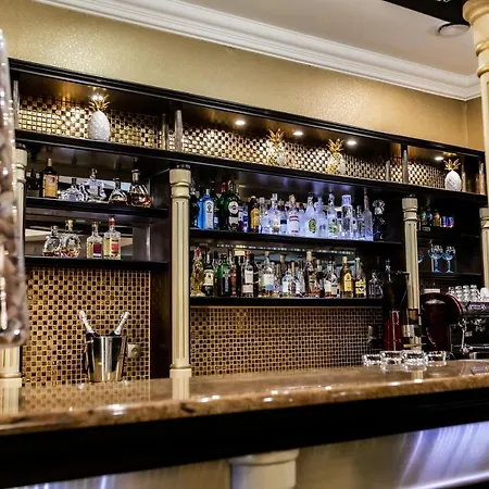 Olawian Hotel 4*